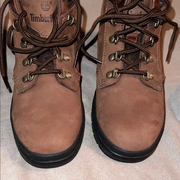 Timberland Brown Ankle-High Boots - Picture 7 of 7